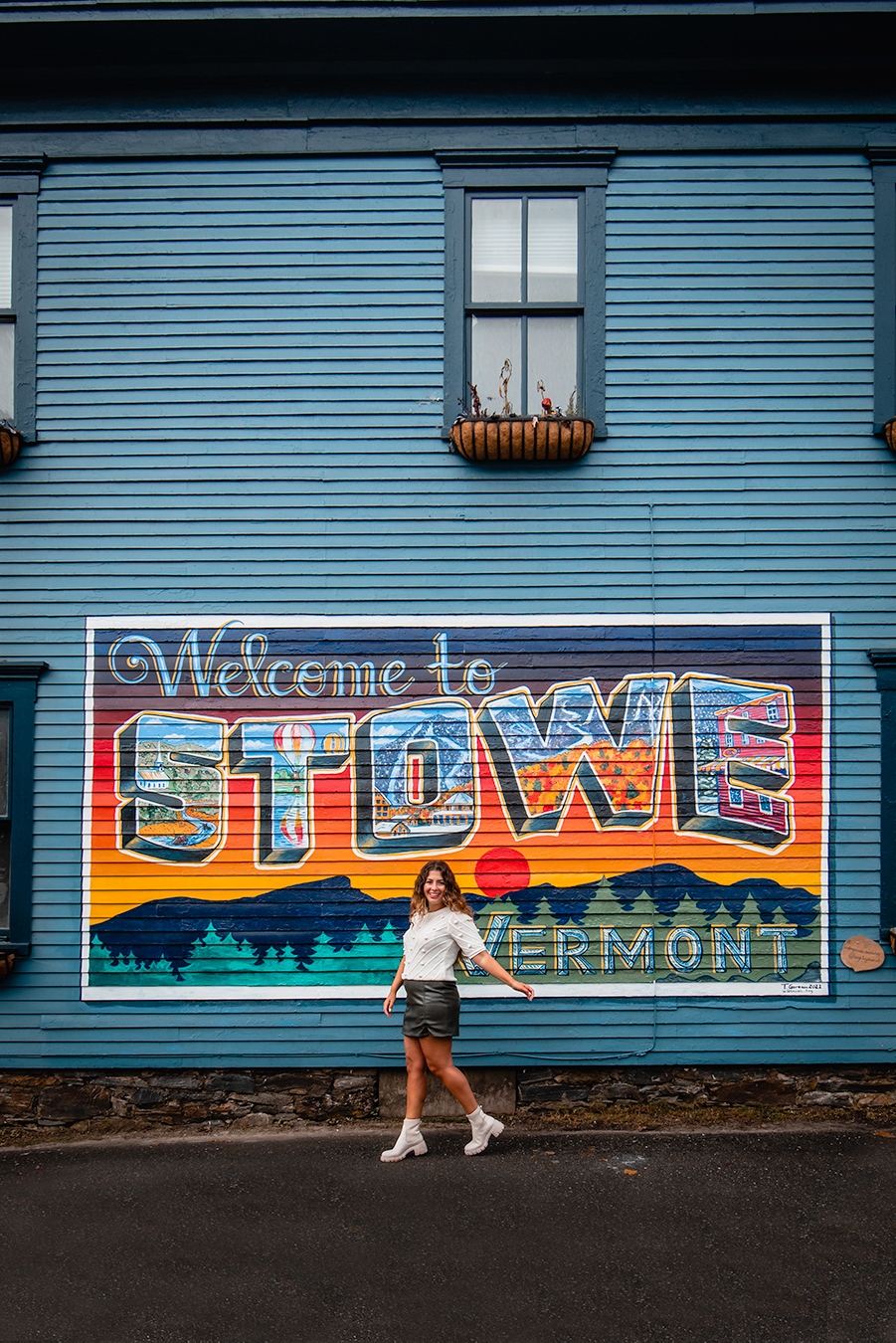 Guide to the most Instagrammable places in Stowe! These Stowe photo spots include the most iconic spots in Stowe.