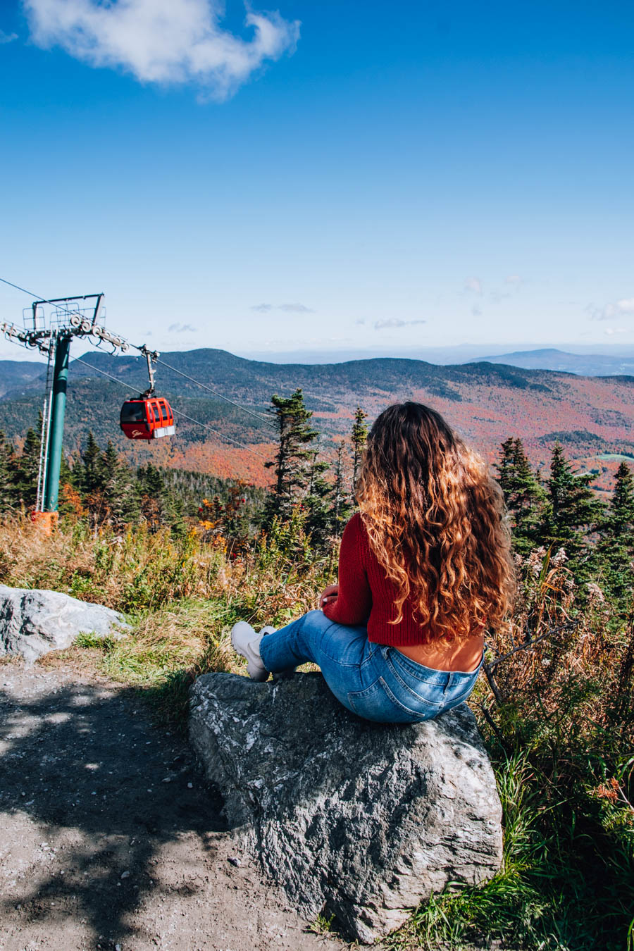 Guide to the most Instagrammable places in Stowe! These Stowe photo spots include the most iconic spots in Stowe.